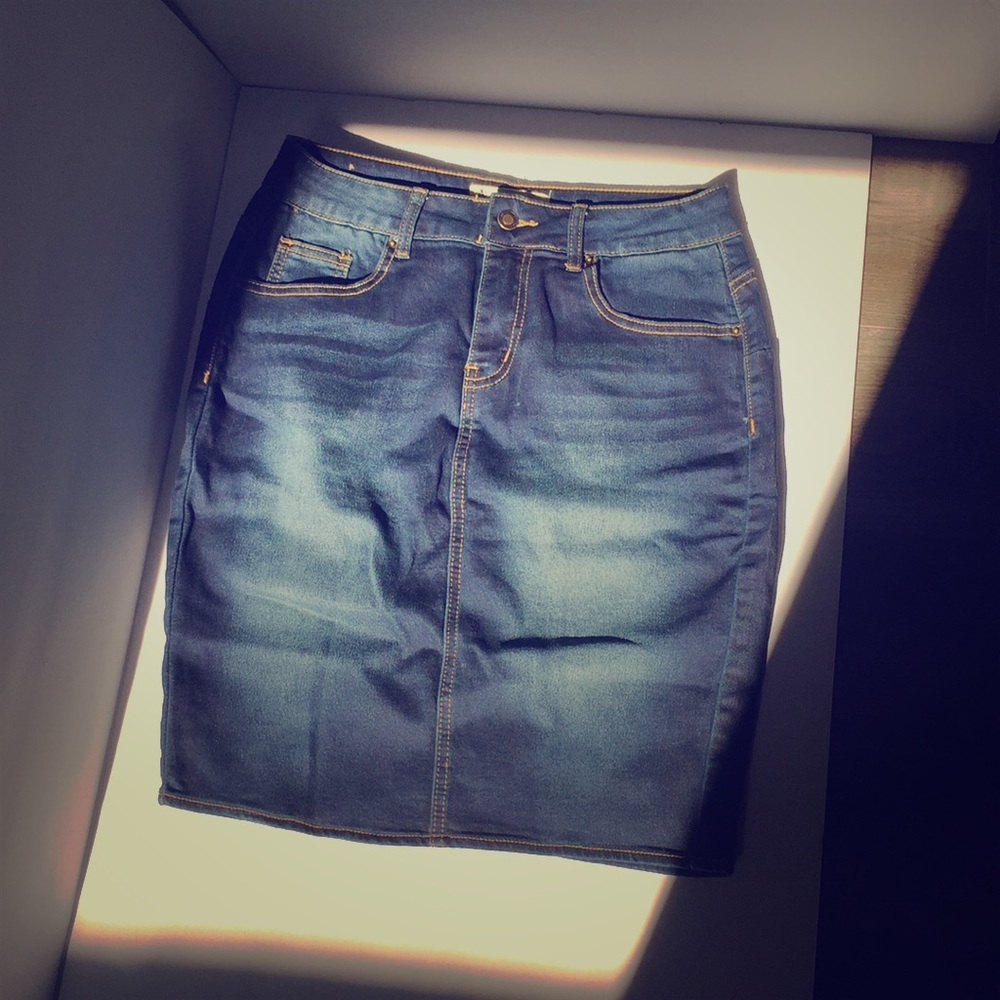 Selling Angel Kiss skirt